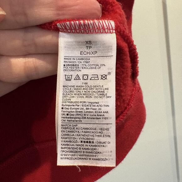 GAP Hoodie Women XS Extra Small Crimson Red Heritage Logo Pullover Hooded Fleece - Picture 10 of 12